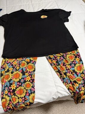 Women’s Black Pajama Set with Sunflower Print Pants